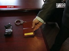 Правоохранители обезвредили банду, которая грабила под видом милиционеров