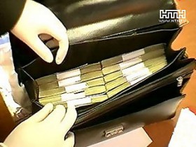 Прямо на улице мужчину ограбили на 400 тысяч