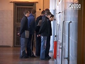 Фельдшер колонии поставлял заключенным коноплю и опий