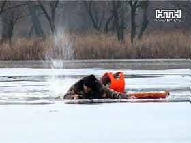 В Киевской области из-подо льда вылавливали семерых человек