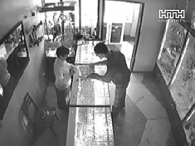 В Носовке Черниговской обл. ограбили ювелирный магазин