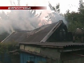 В пожаре сгорел гроб с покойником
