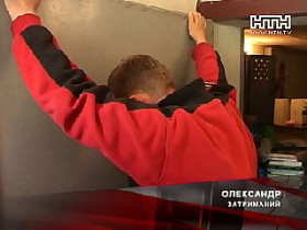 Луганські податківці накрили три точки виробників горілчаного фальсифікату