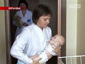 5-месячная девочка попала в больницу из-за хронического недоедания