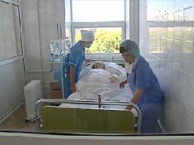 Киевлянки чудом выжили после удара молнии