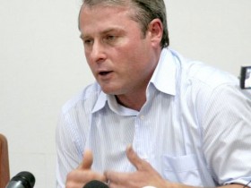 Руководитель СБУ обещает вскоре поймать экс-депутата Лозинского