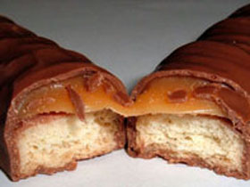 Житомирские заключенные заказывали шоколадные батончики с сюрпризом