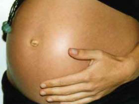 В Бахмаче из-за халатности врачей 24-летняя женщина умерла после родов