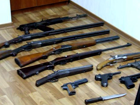 В Харькове преподаватель одного из ВУЗов торговал оружием