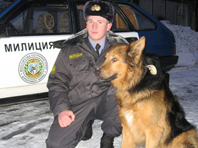 Кинологи рассказывают о своей службе накануне профессионального праздника