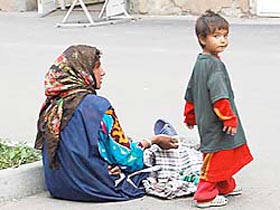 Винницкие правоохранители заинтересовались несовершеннолетними нищими