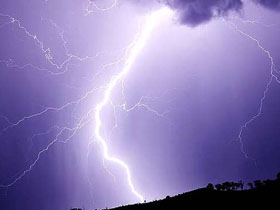 На Сумщине зарегестрированы первые жертвы молний