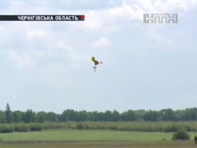 На Черниговщине погибла 27-летняя парашютистка