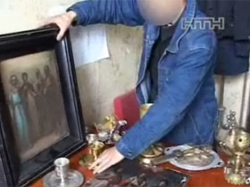 На Луганщине наряд ДПС задержал воров церковной утвари