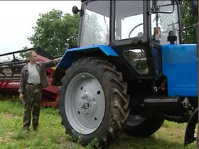На Черниговщине мужчина украл аккумуляторы с 30 тракторов