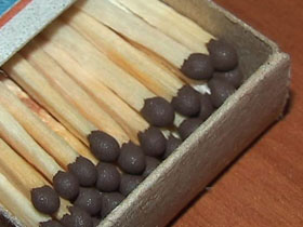 На Киевщине из-за шалостей с огнем сгорел 2-летний ребенок