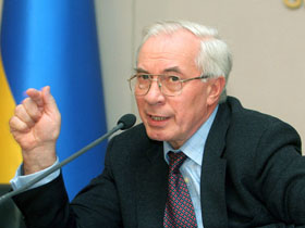 На Буковине, в Одесской и Киевской областях продолжается борьба со стихией