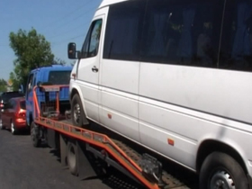 Даішники затримали пасажирський мікроавтобус без більшості документів