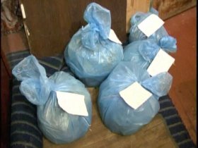 У Нікополі жінка зберігала трупи новонароджених дітей на балконі