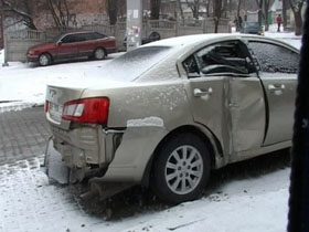 В Днепропетровске мойщик машин угнал автомобиль клиента