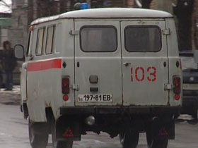 На Донеччині даішник збив матір з дитиною та зник з місця ДТП