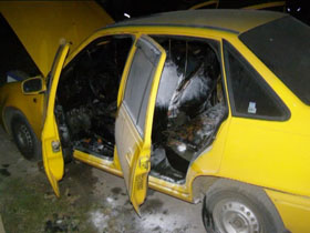 На Одещині пасажир убив таксиста й спалив його разом з машиною