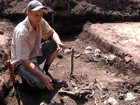 На Волыни археологи нашли братскую могилу жертв НКВД