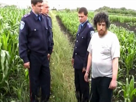 На Сумщине мужчина заколол пожилых супругов за то, что те обидели его собаку