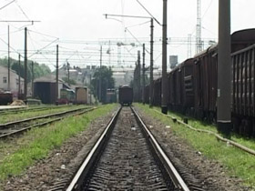 Во Львове на железной дороге юноша получил удар электрическим током