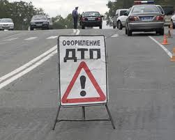 На Одесщине "Москвич" въехал в дерево: четыре пассажира погибли на месте