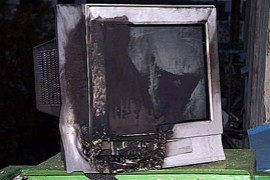 В Киеве в одной из квартир взорвался телевизор и устроил пожар