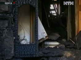 Троє отруїлися чадним газом під час пожежі в Одесі