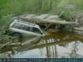 В Иркутской области России ливни разрушили мосты