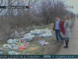 На Одещині жінка викинула новонароджену на смітник