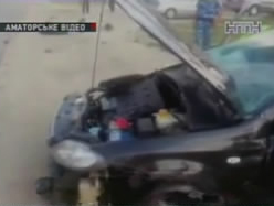 В Киеве автослесарь разбил машину заказчика