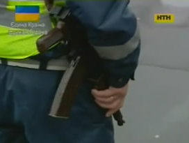 Київських ДАІшників озброїли автоматами