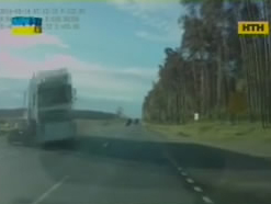 Кадри неймовірних аварій