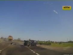 Добірка відео дорожніх пригод