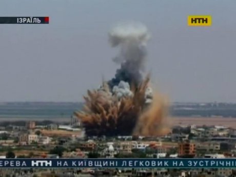 Израиль продолжает обстреливать Сектор Газа