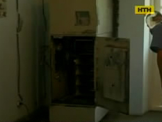 Гультяї з Тернополя пограбували банкомат