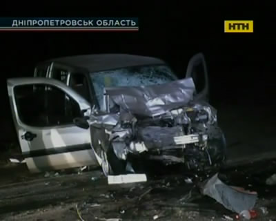Неравный поединок автомобилей на Днепропетровщине