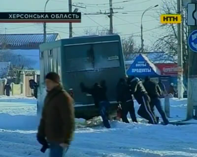 Херсонщина парализована снегопадами