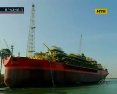 В Бразилии на нефтедобывающей платформе произошел пожар