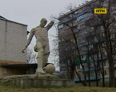 Жители ведомственных домов в Киеве сидят без света и тепла
