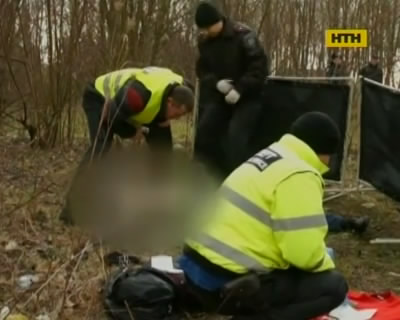 Жителя Луцка нашли в парке с ножом в груди