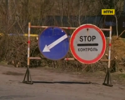 Прикарпатья защищается блокпостами от оружия и мародеров
