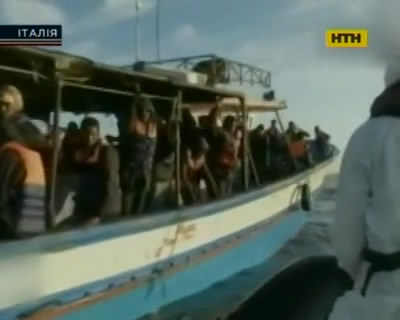 Мигранты-мусульмане выбросили в море христиан
