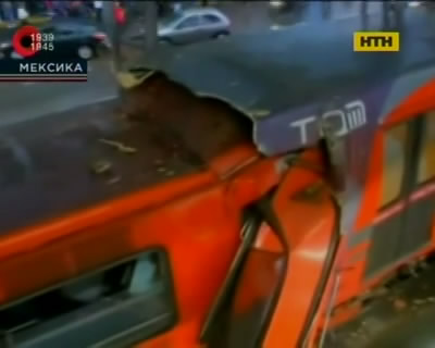Столкновение в мексиканской подземке