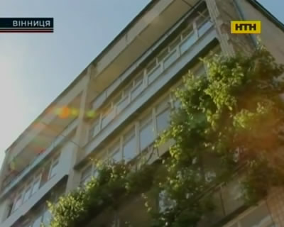 В Виннице малышка упала с пятого этажа и не разбилась