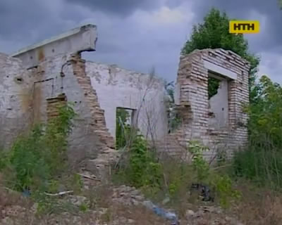 На Киевщине бетонная плита придавила школьника